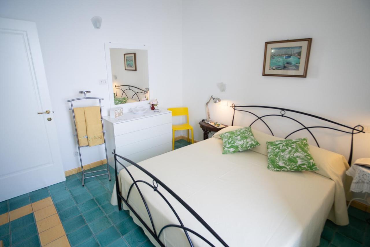 Casa Bianca: Delightful Apartment In 라벨로 외부 사진